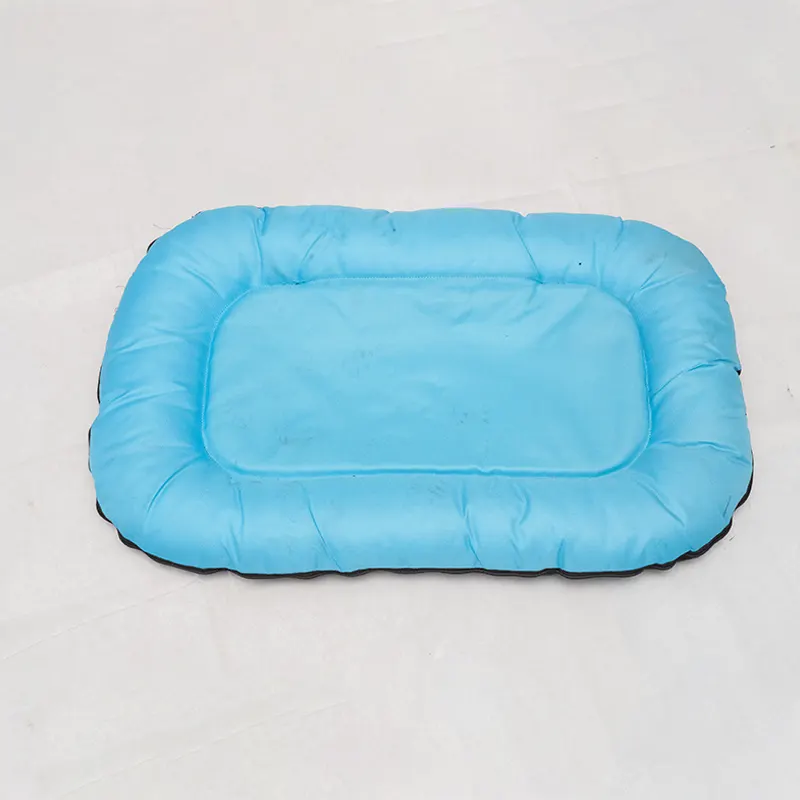 Cama para animais de estimação em linho sintético